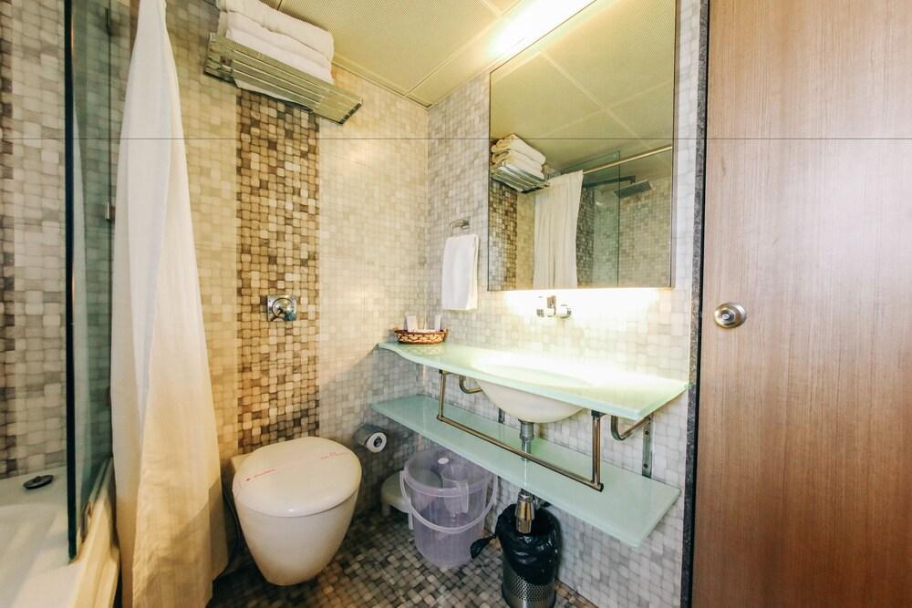 Hostel Mumbai By Maharana Inn Zewnętrze zdjęcie
