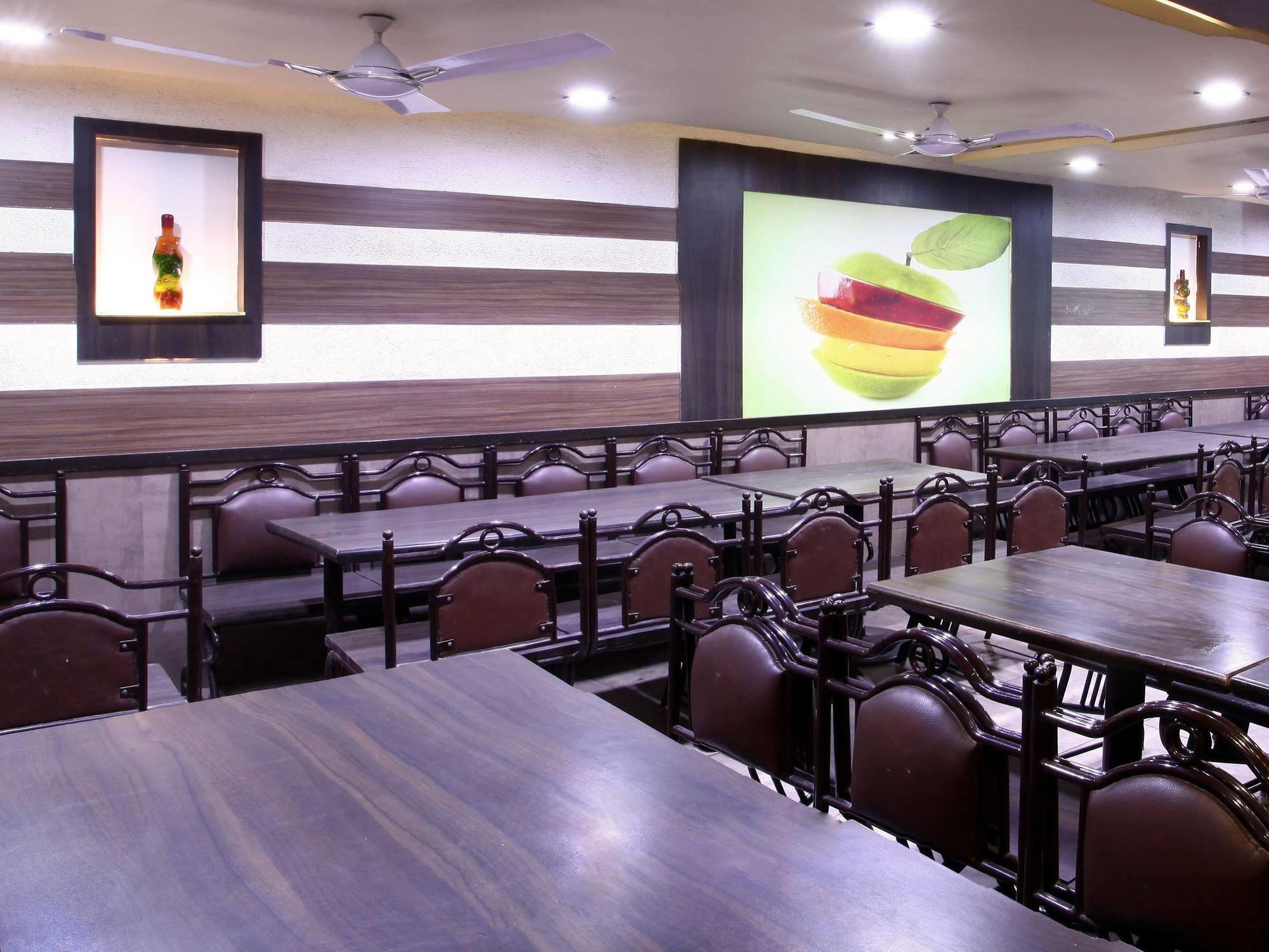 Hostel Mumbai By Maharana Inn Zewnętrze zdjęcie