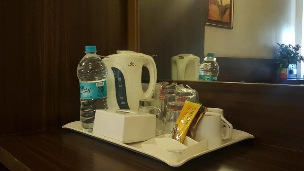 Hostel Mumbai By Maharana Inn Zewnętrze zdjęcie
