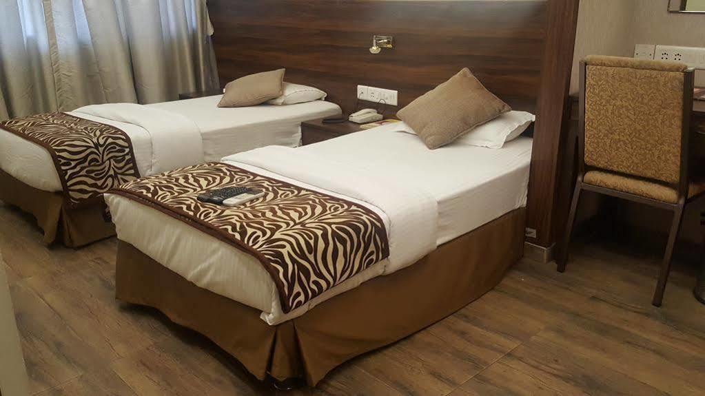 Hostel Mumbai By Maharana Inn Zewnętrze zdjęcie