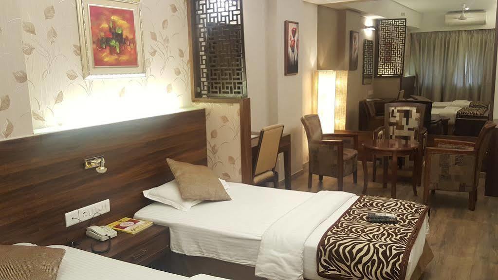 Hostel Mumbai By Maharana Inn Zewnętrze zdjęcie