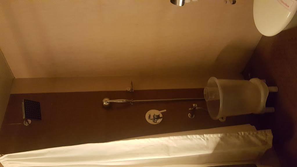 Hostel Mumbai By Maharana Inn Zewnętrze zdjęcie