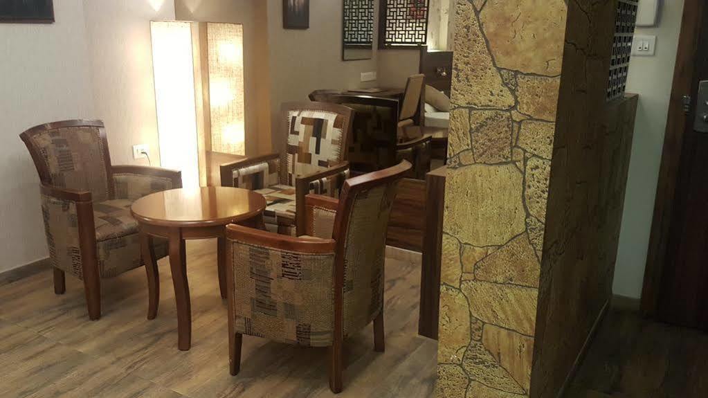 Hostel Mumbai By Maharana Inn Zewnętrze zdjęcie