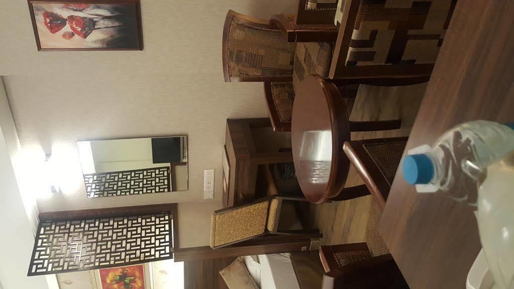 Hostel Mumbai By Maharana Inn Zewnętrze zdjęcie