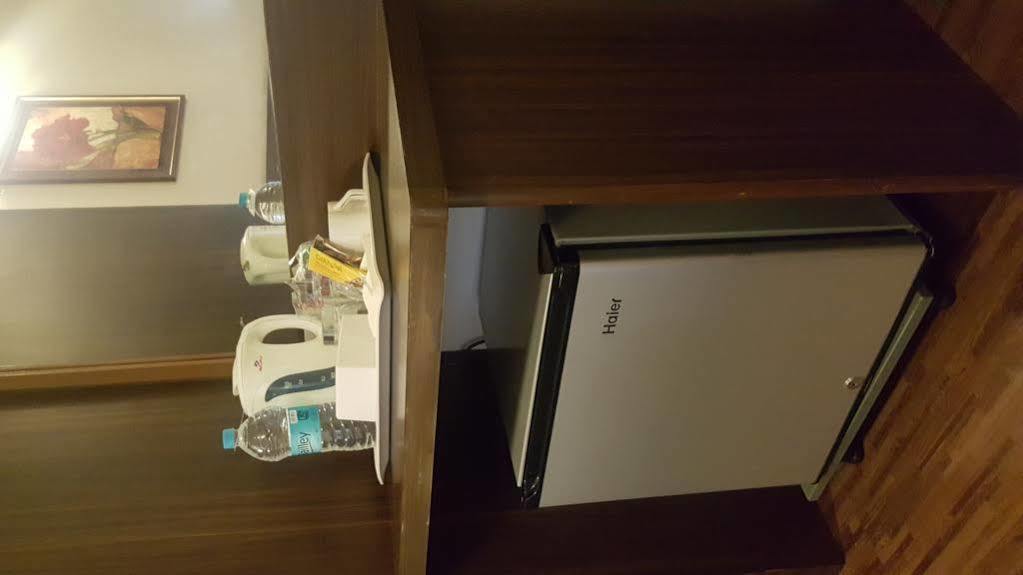 Hostel Mumbai By Maharana Inn Zewnętrze zdjęcie